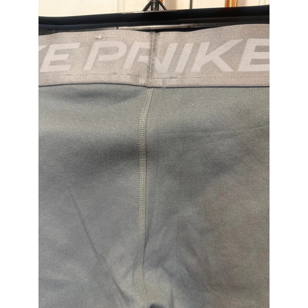 Nike Pro Dri-FIT Womens Grey Athletic Training Leggings Size Medium Tights